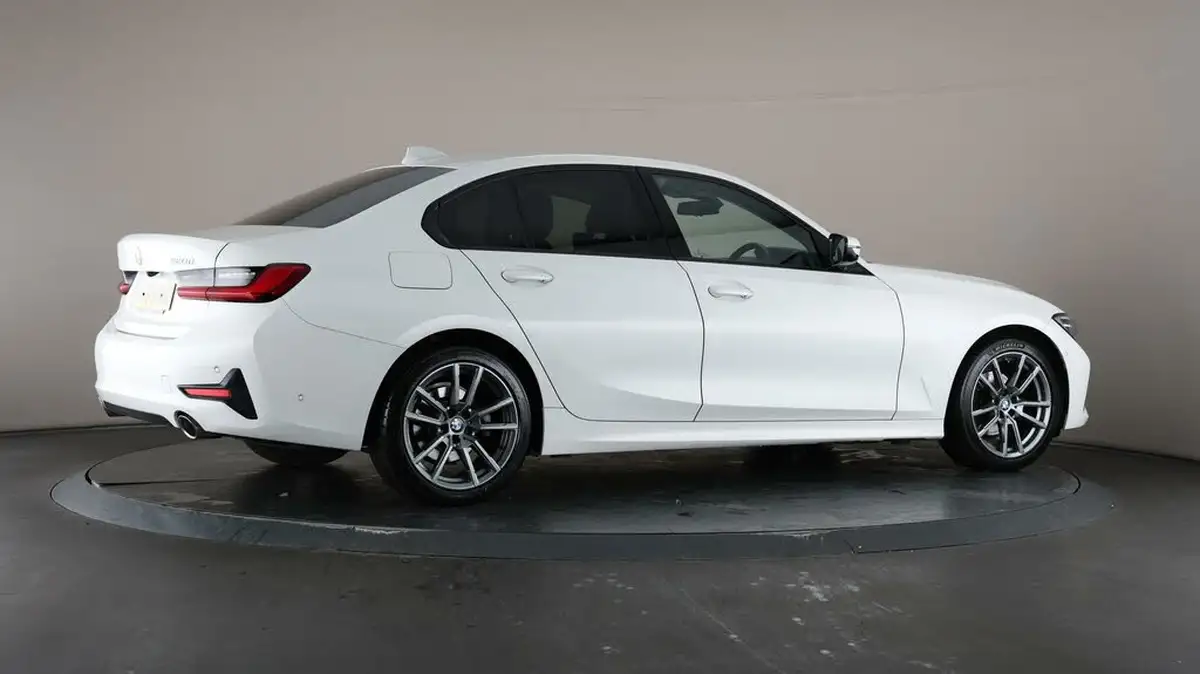 2019-bmw-3-series-20td-320d-sport-190bhp-saloon-4d-auto-big-64