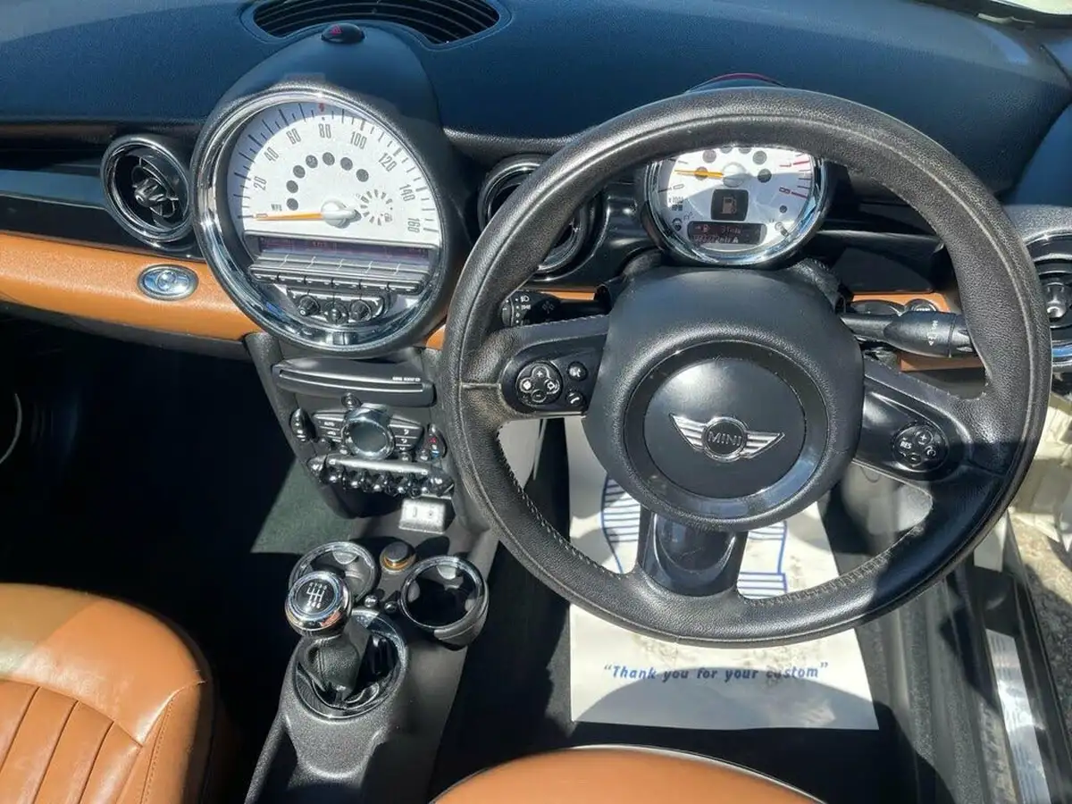2013-mini-roadster-16-cooper-big-28