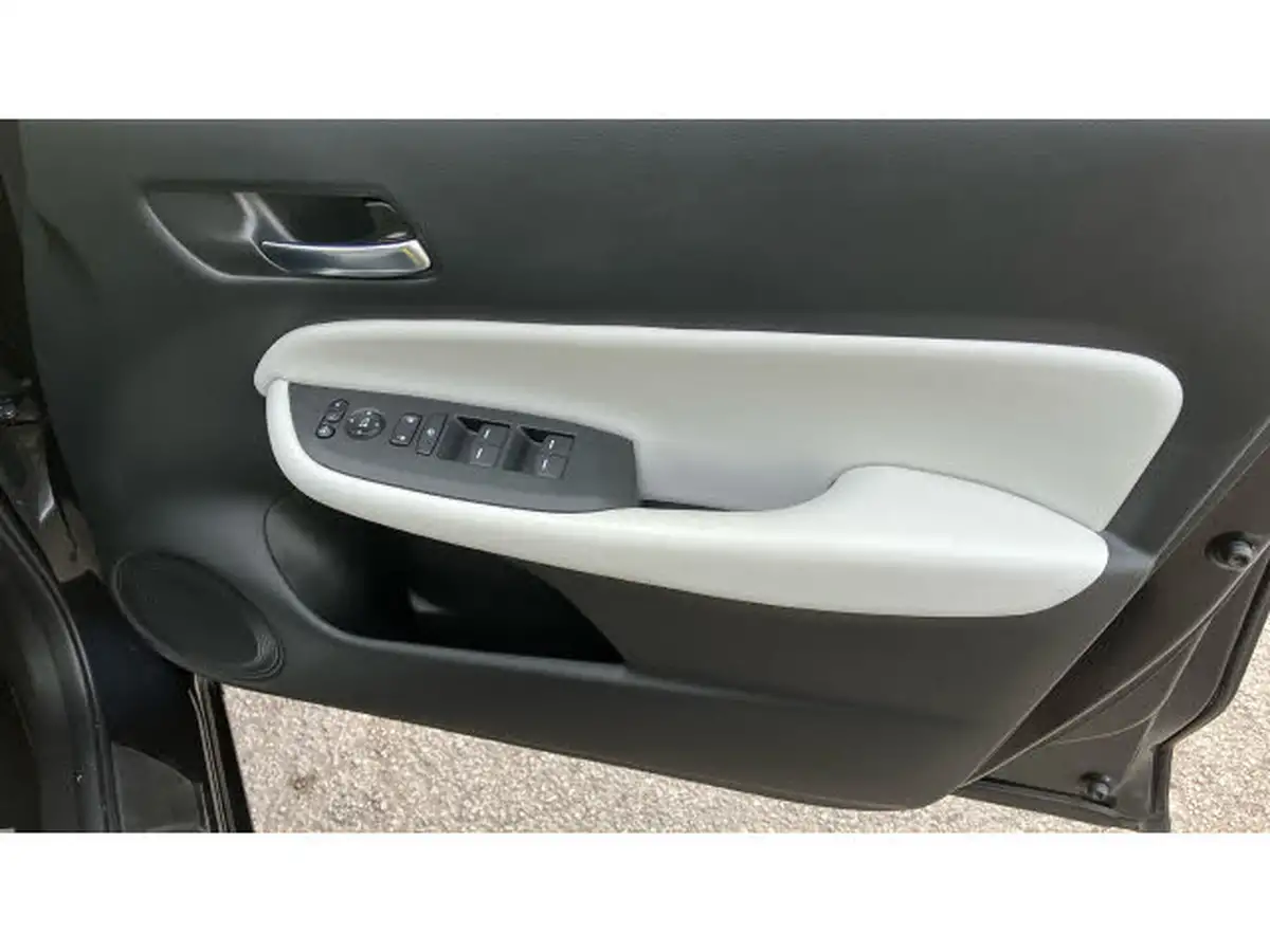 2023-honda-jazz-15-i-mmd-ex-107ps-big-44