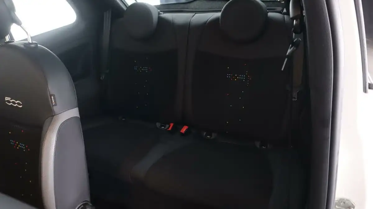 2022-fiat-500-10-hey-google-big-15