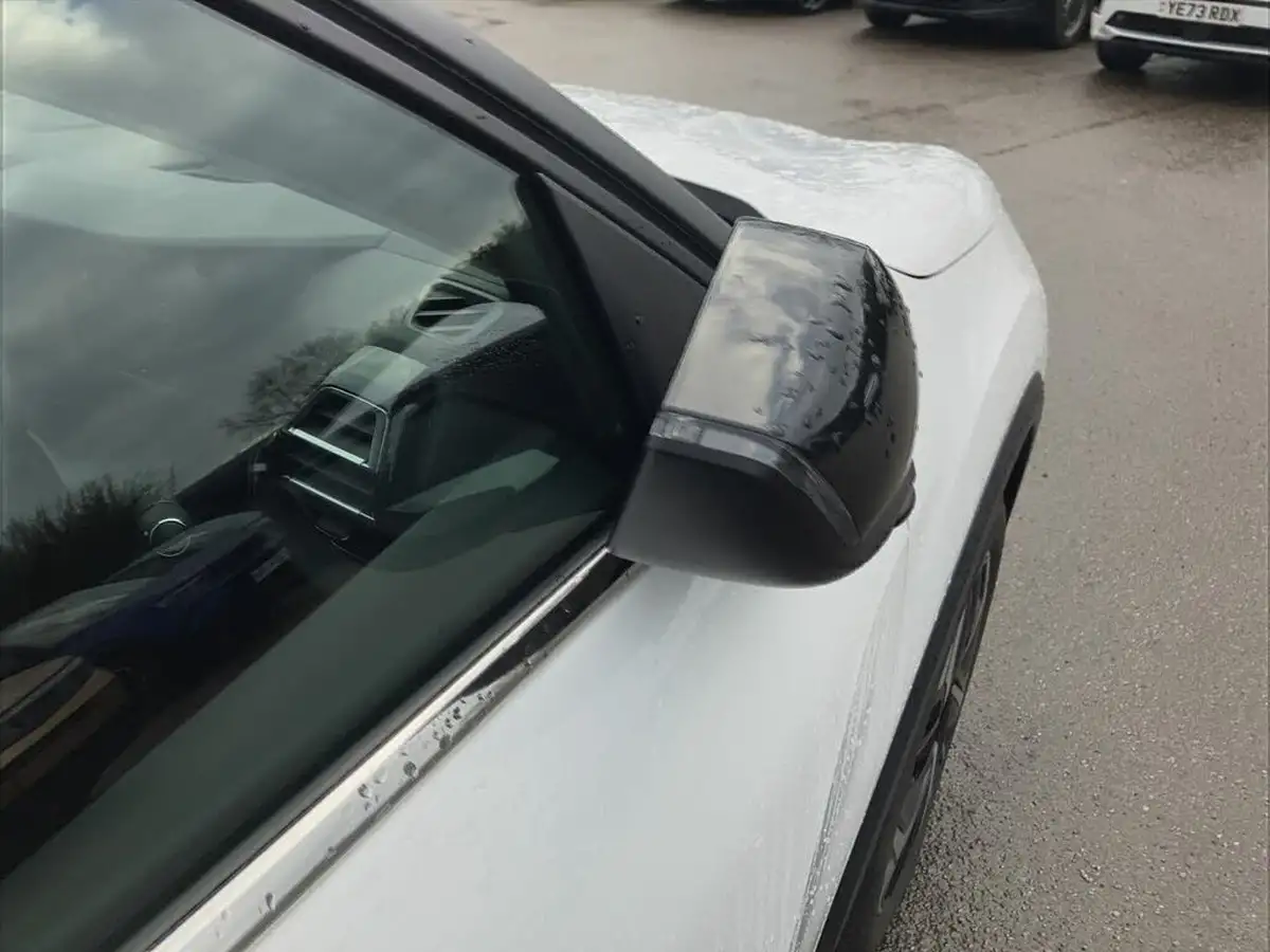2021-citroen-c4-12-puretech-shine-130ps-big-39