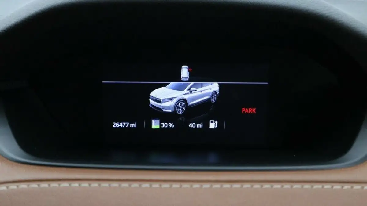 2022-skoda-enyaq-e-60-big-8