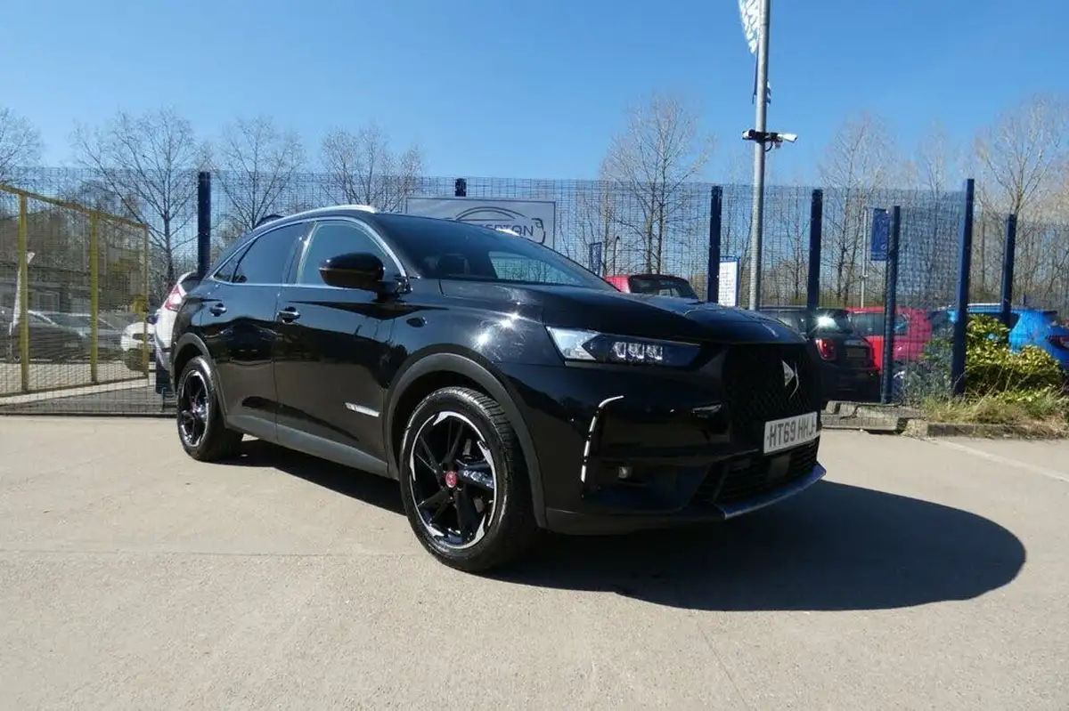 2020-ds-ds-7-crossback-15-bluehdi-performance-line-big-0