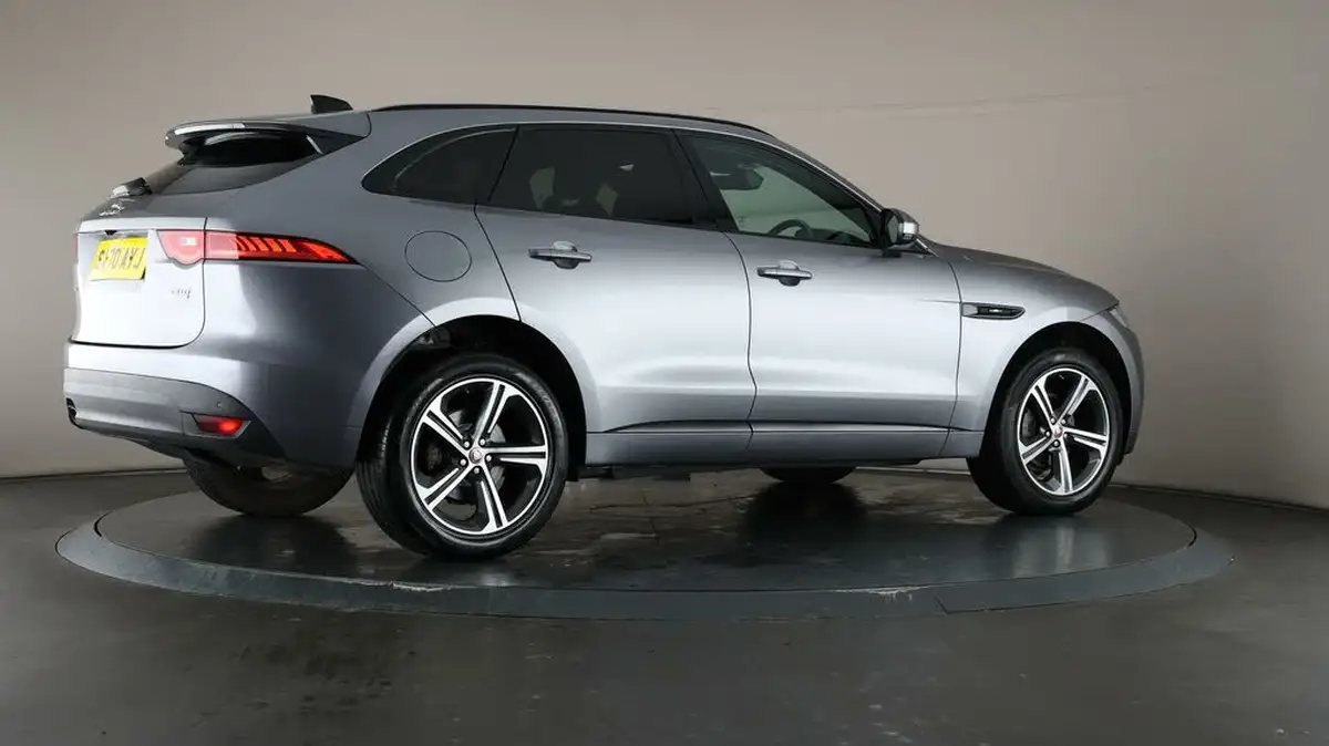 2020-jaguar-f-pace-20-i4d-chequered-flag-180ps-big-64