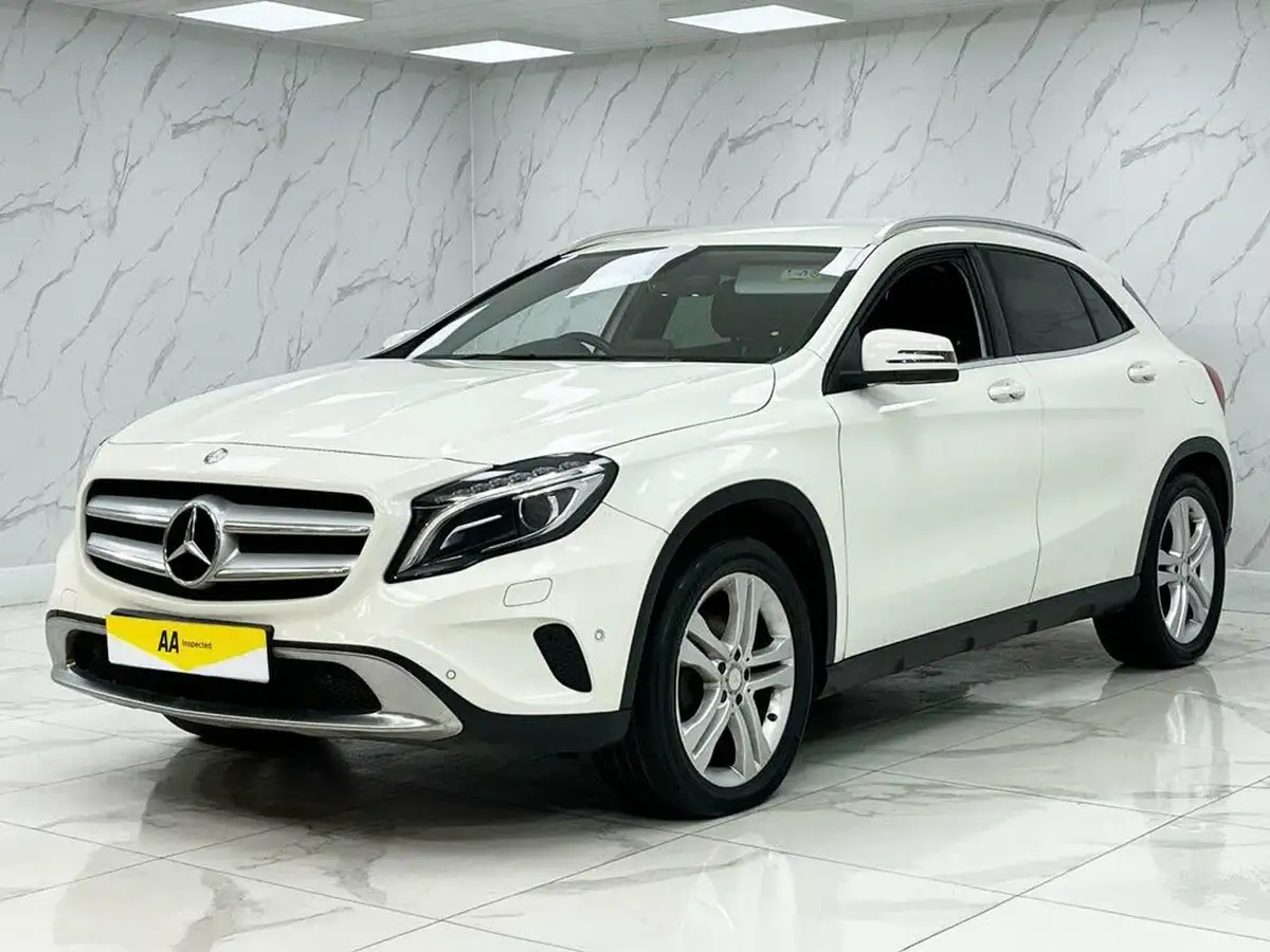 2017-mercedes-benz-gla-class-21d-gla-200d-sport-premiumss-7g-dct-big-4