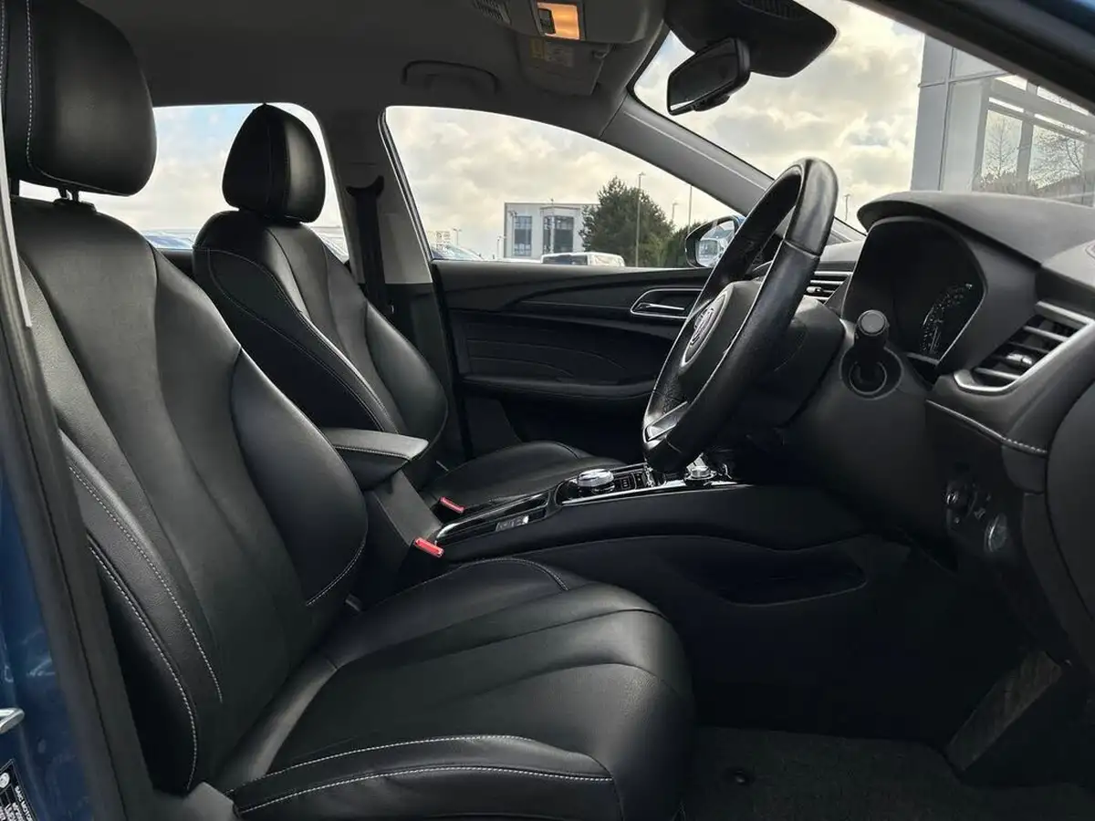 2022-mg-mg5-e-exclusive-ev-long-range-big-41
