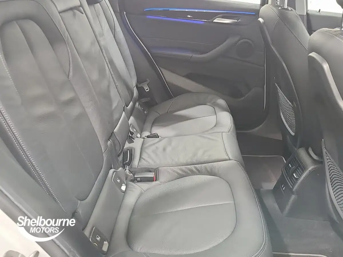 2021-bmw-x1-15-sdrive18i-xline-big-19