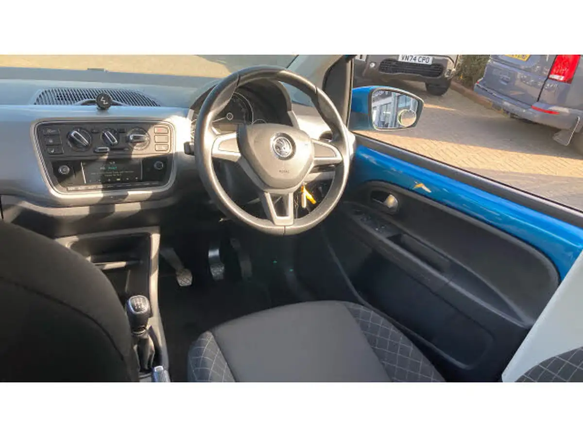 2016-skoda-citigo-10-se-l-greentech-75ps-5d-big-9