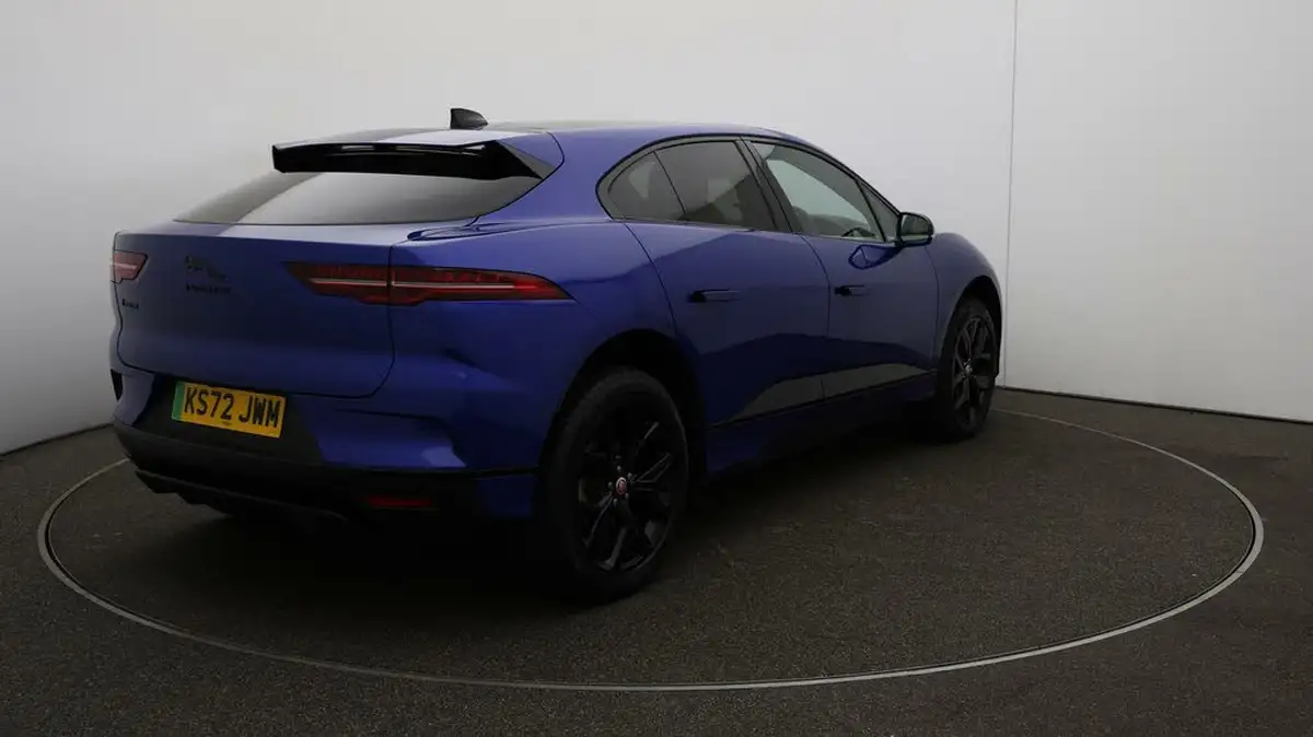 2022-jaguar-i-pace-ev400-hse-black-big-52