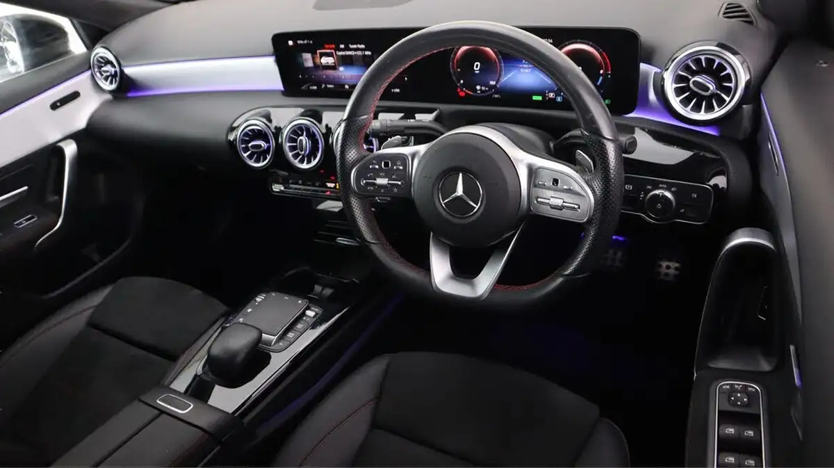 2020-mercedes-benz-a-class-13-a250e-amg-line-premium-saloon-4d-big-9