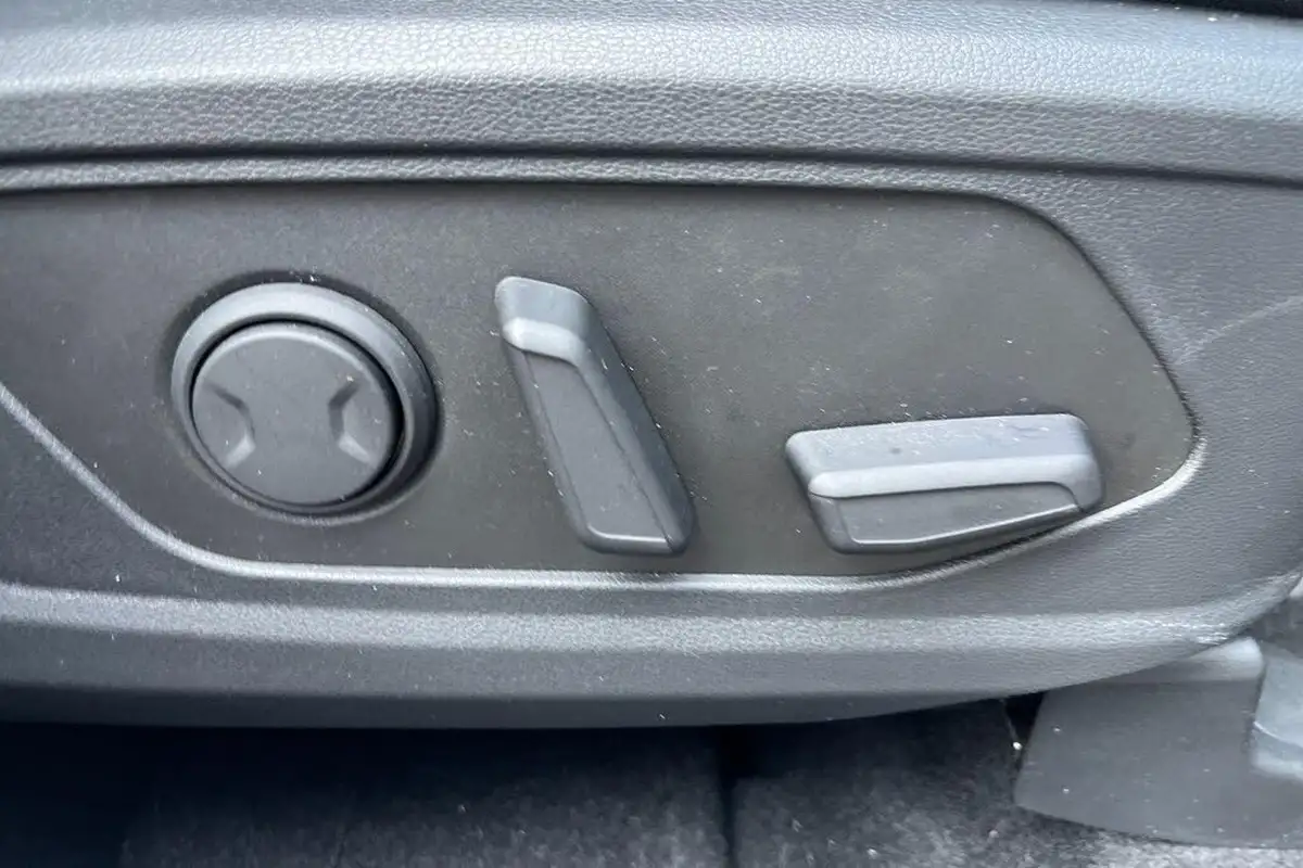 2025-hyundai-tucson-16-t-gdi-premium-160ps-two-tone-roof-big-16