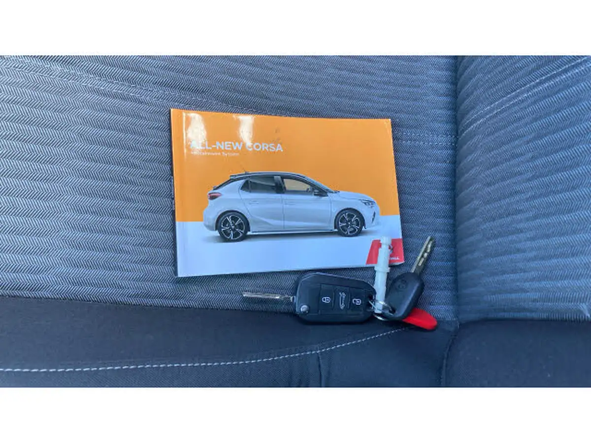 2020-vauxhall-corsa-12i-se-premium-big-18