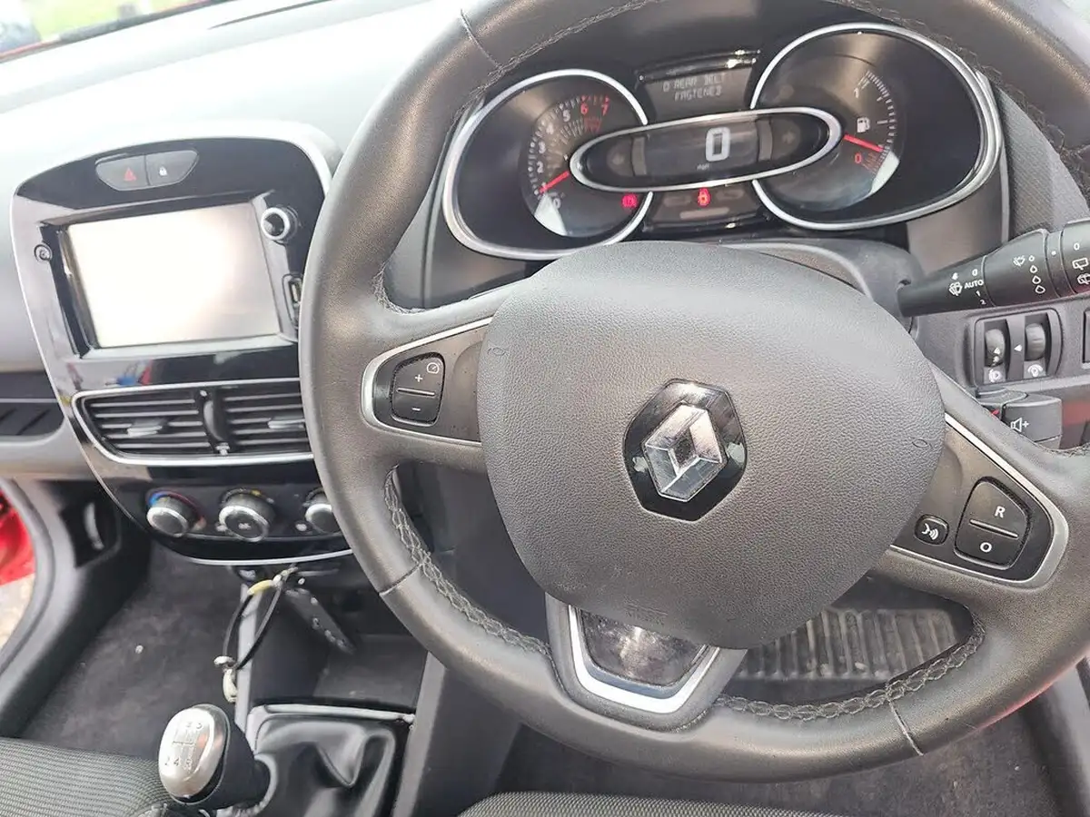 2018-renault-clio-12-dynamique-nav-big-17