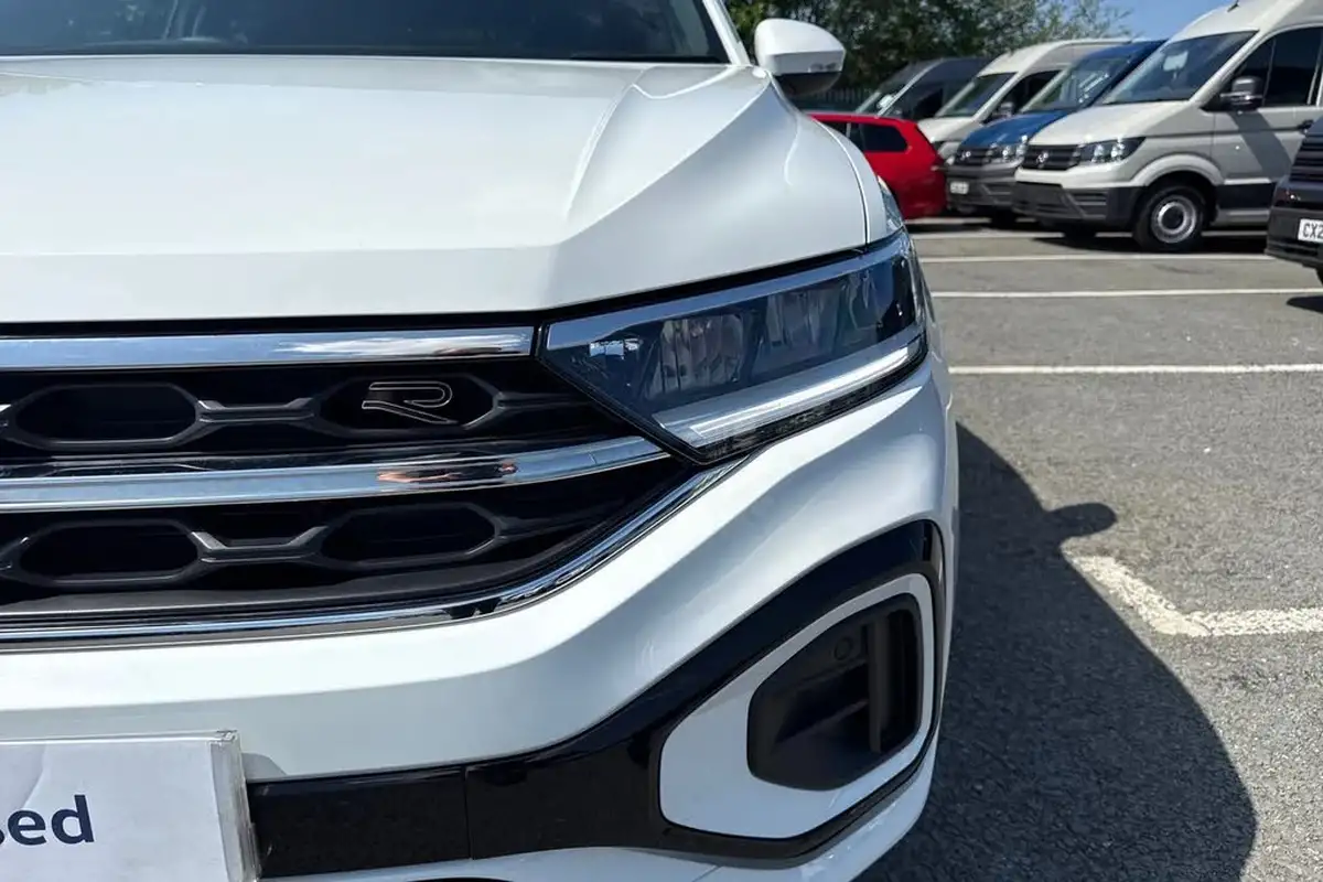 2024-volkswagen-t-roc-15-tsi-r-line-hatchback-5d-dsg-big-30