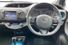 2019-toyota-yaris-15-vvt-i-red-bi-tone-hybrid-small-10