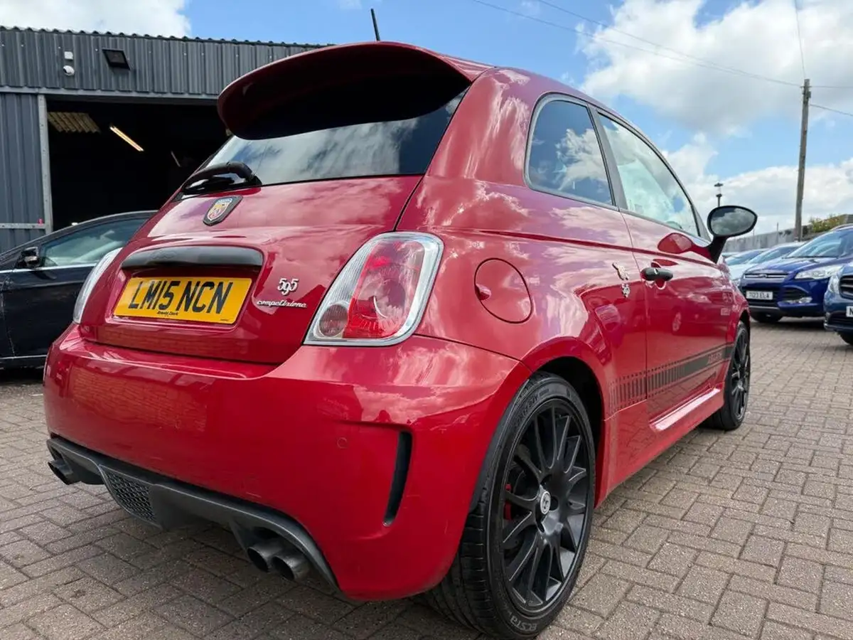 2015-abarth-500-14-tjet-595-competizione-big-20