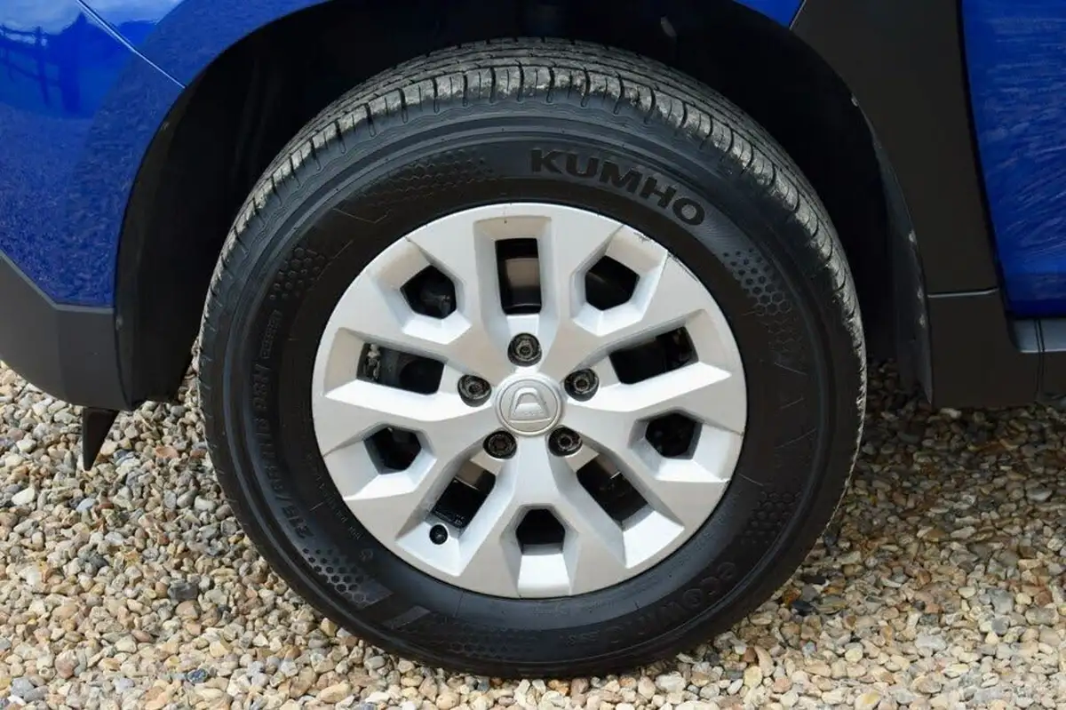 2022-dacia-duster-13-tce-comfort-130hpeu6d-4x2-window-van-big-19