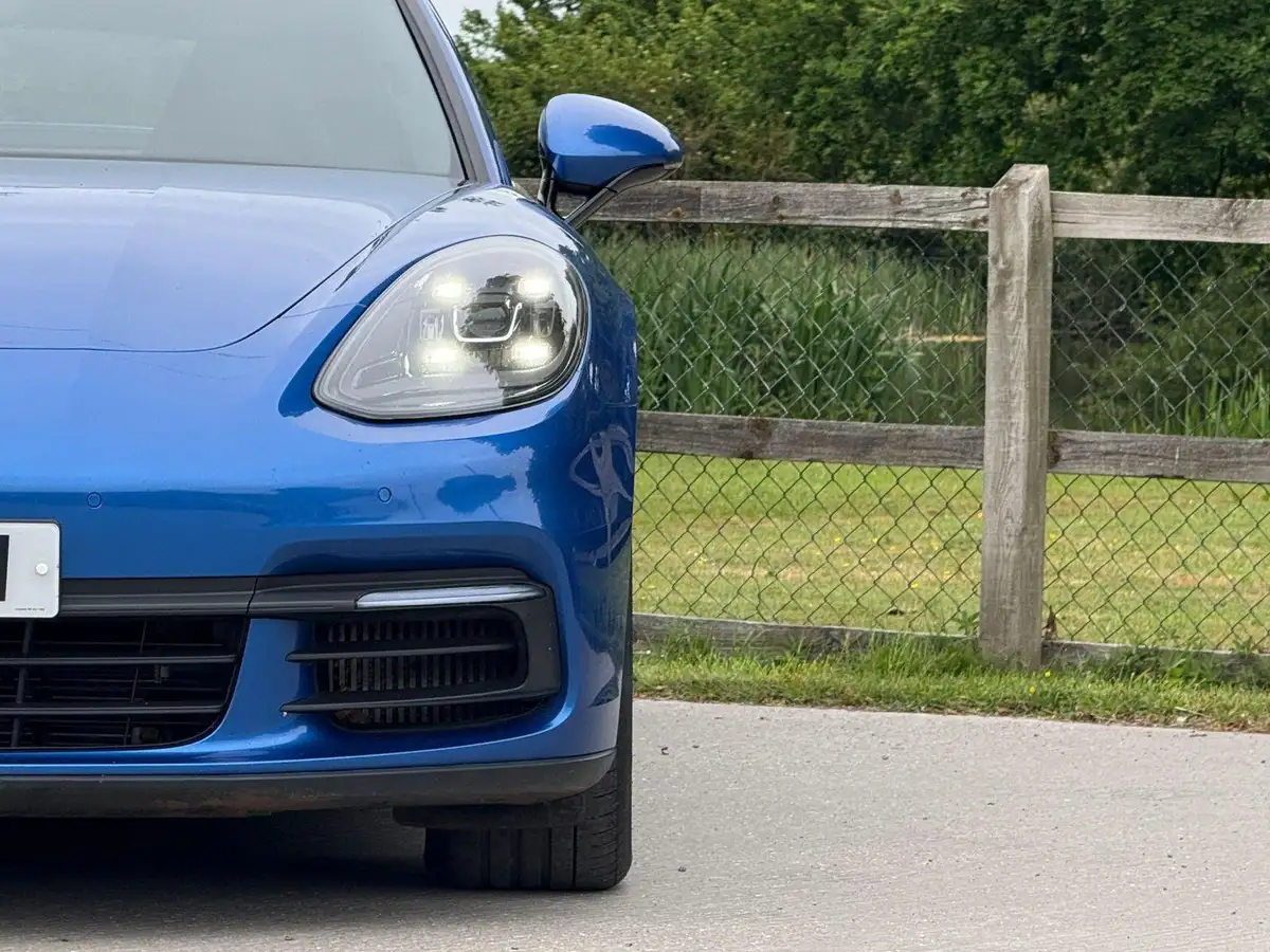 2017-porsche-panamera-29-v6-4s-hatchback-big-10