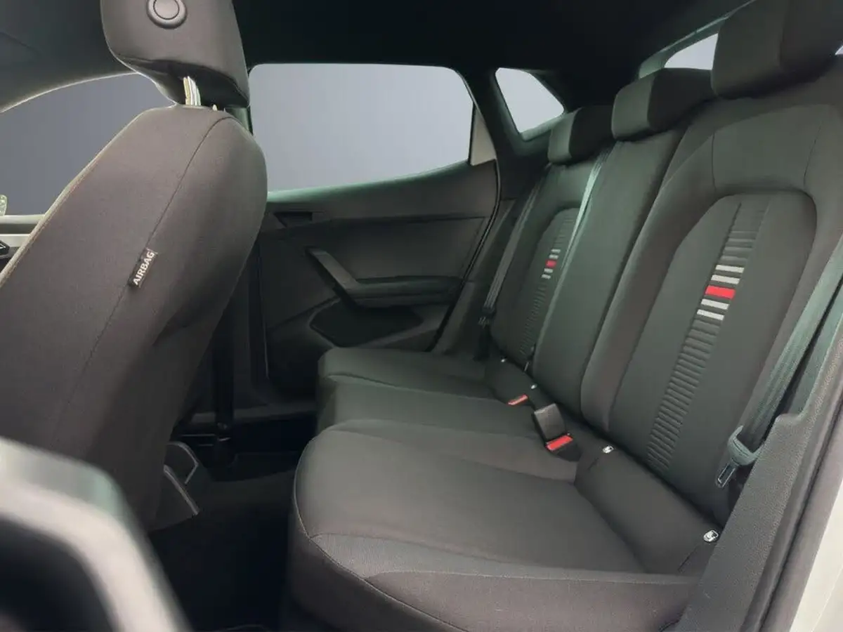 2021-seat-ibiza-10-tsi-fr-110ps-big-11