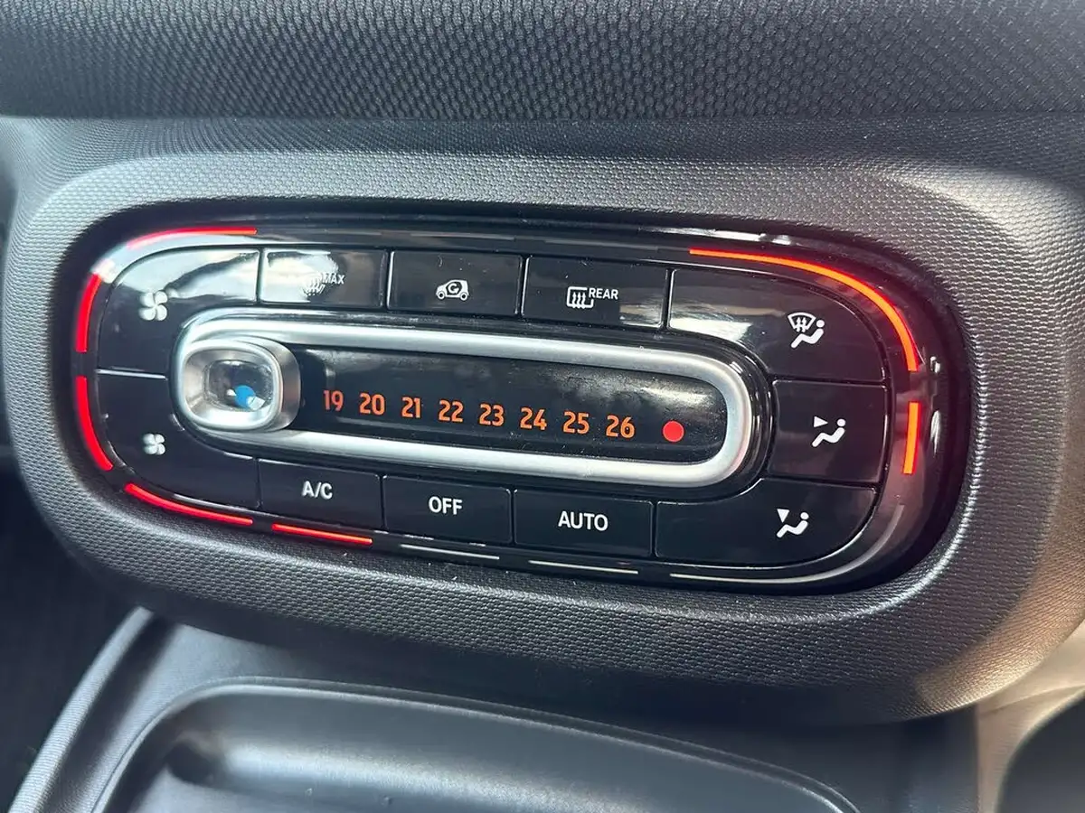 2015-smart-fortwo-09-prime-premiumss-twinamic-big-38