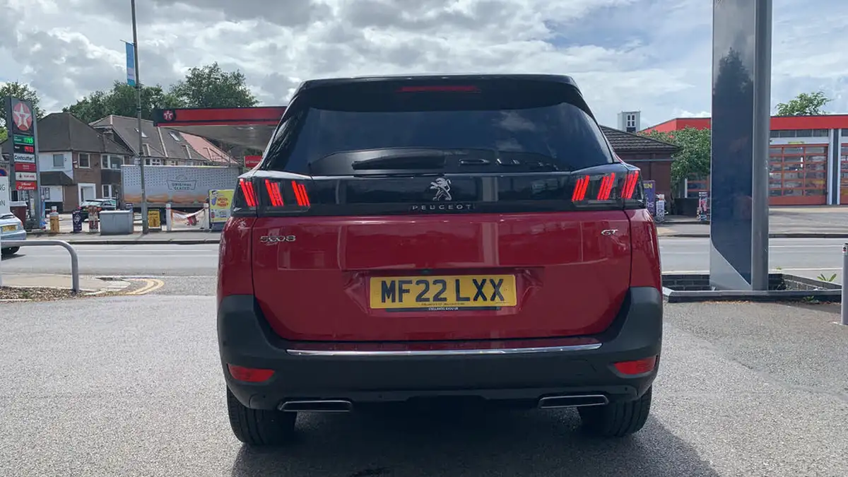 2022-peugeot-5008-suv-12-puretech-gt-premium-big-8