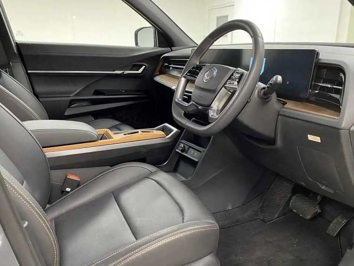 2025-kgm-ssangyong-torres-15-k40-big-33