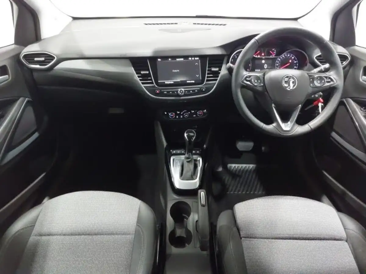 2022-vauxhall-crossland-12-elite-edition-130ps-auto-big-2
