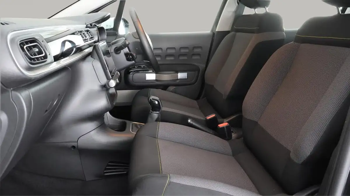 2020-citroen-c3-12-puretech-flair-83ps-big-13