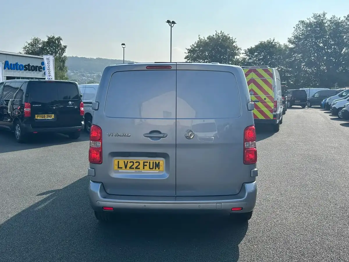 2022-vauxhall-vivaro-15td-2700-l1h1-sportive-120pseu6d-big-7