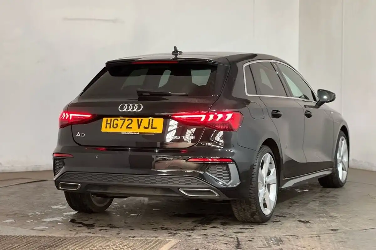 2023-audi-a3-15-35-tfsi-s-line-sportback-5d-big-15