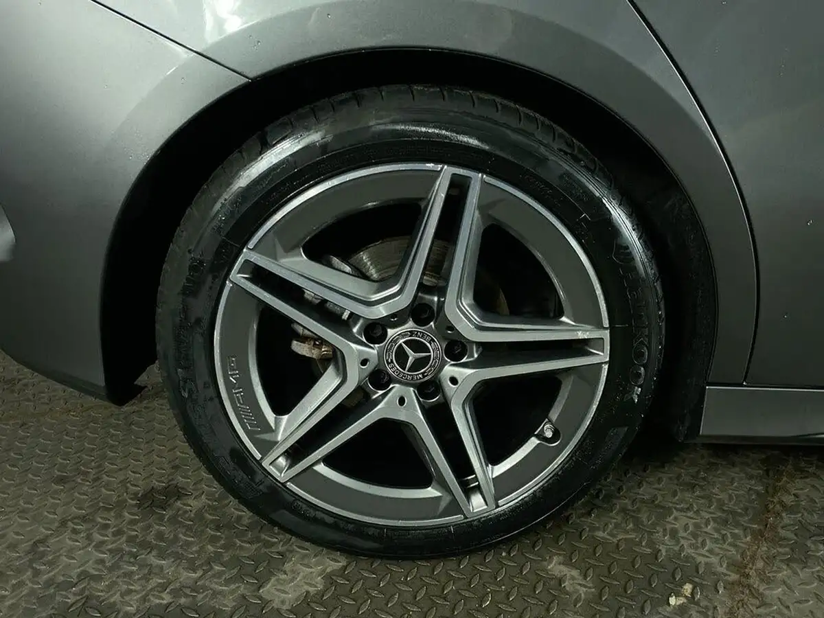 2019-mercedes-benz-b-class-13-b180-amg-line-7g-dct-big-11