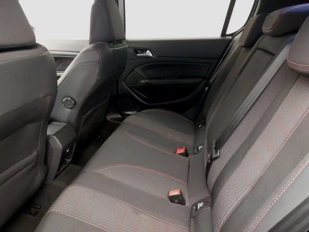 2020-peugeot-308-12-puretech-gt-big-5