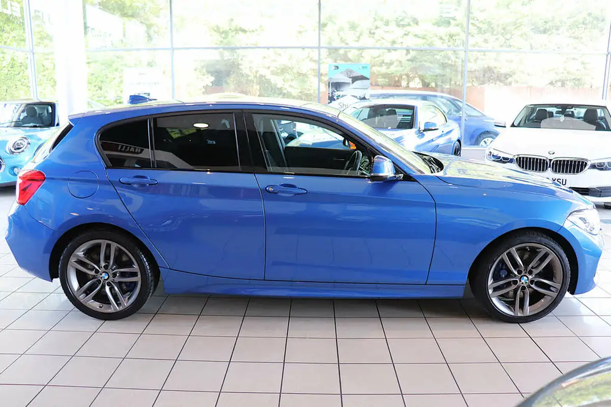 2017-bmw-1-series-20td-125d-m-sport-5d-big-8