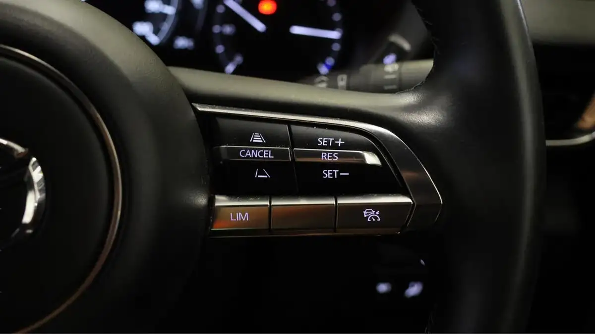 2021-mazda-mx-30-e-first-edition-big-24