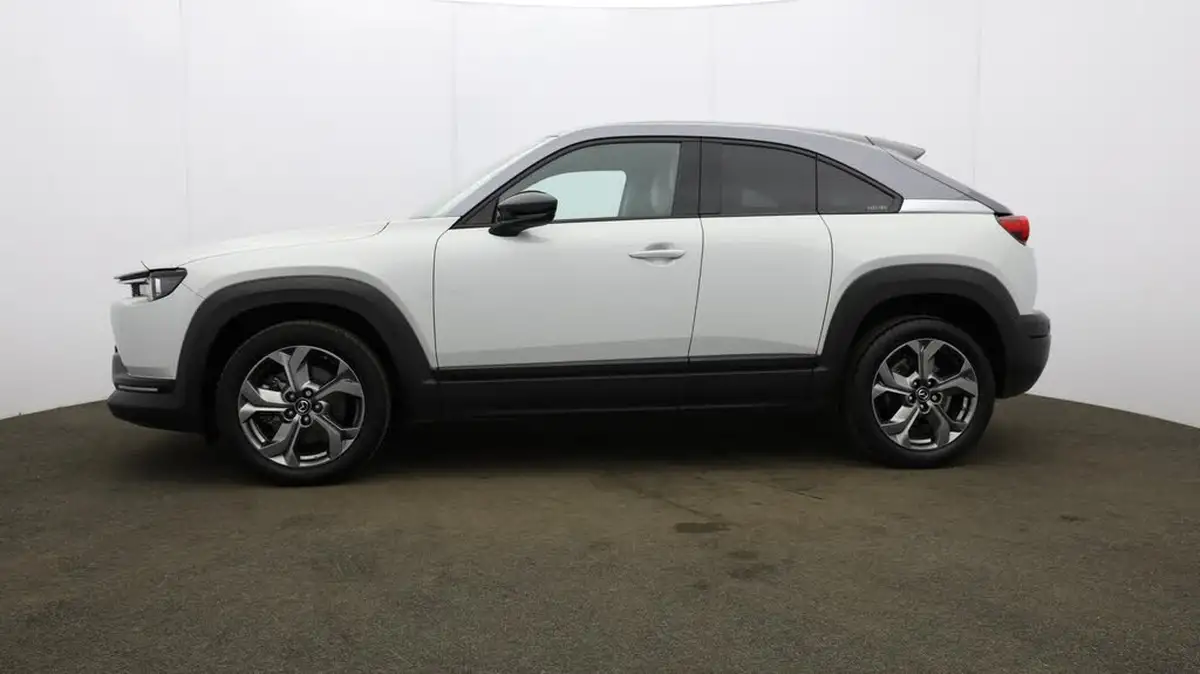 2021-mazda-mx-30-e-first-edition-big-72