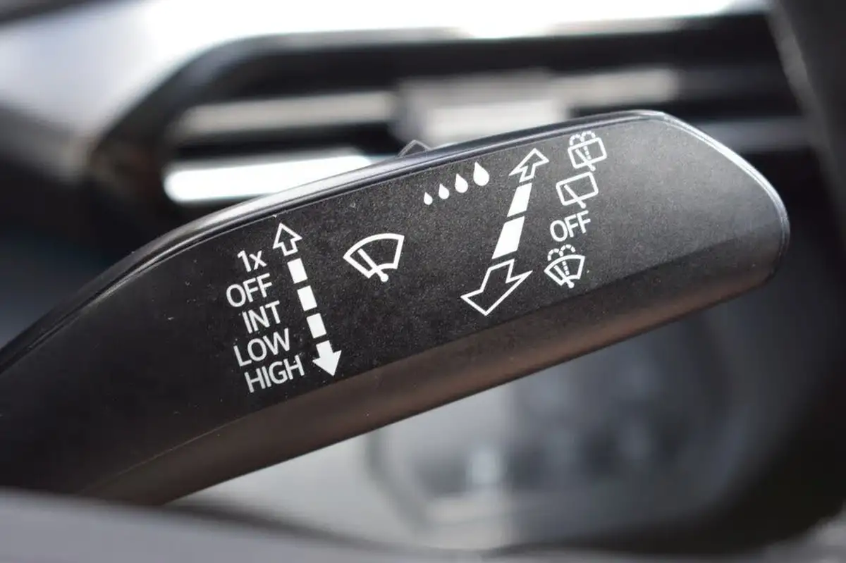 2021-volkswagen-id4-e-life-204ps-77kwh-pro-big-31