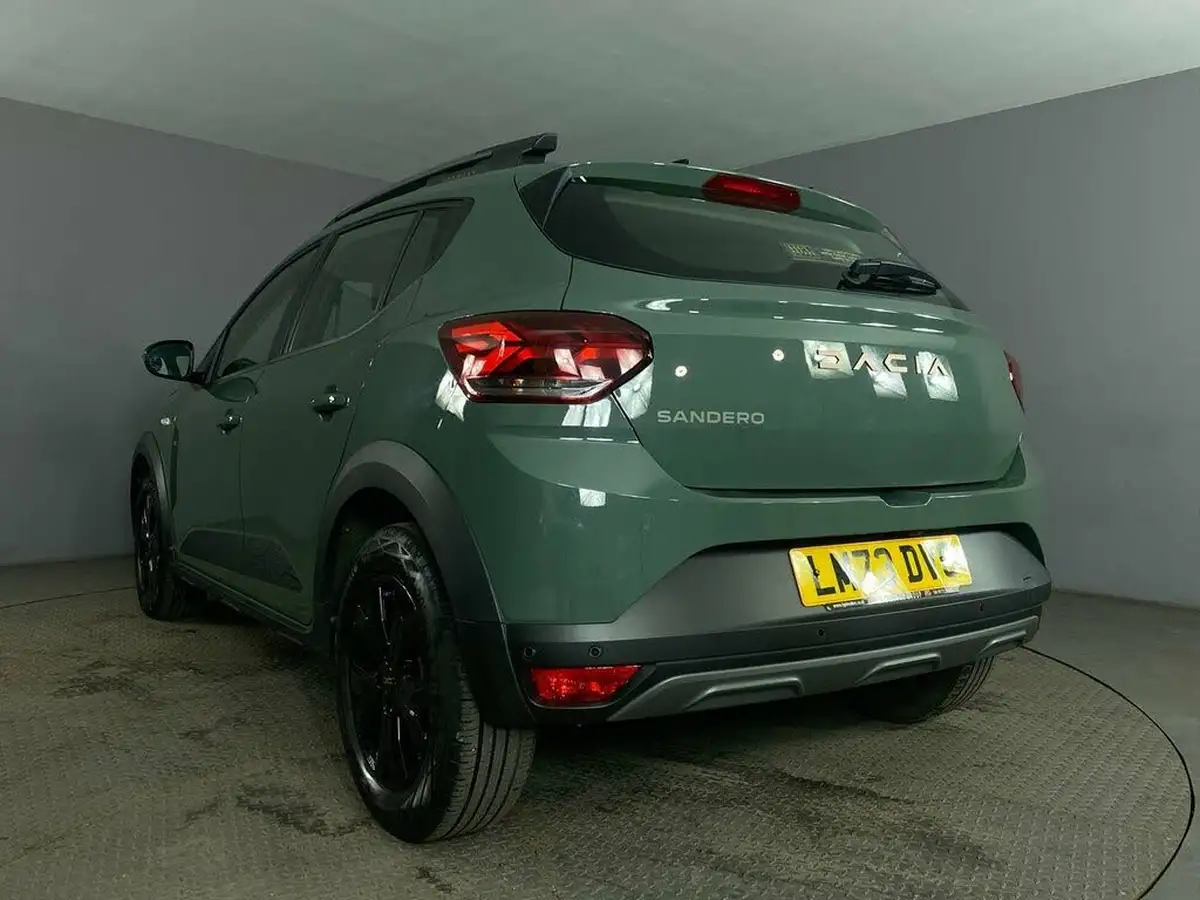 2023-dacia-sandero-stepway-big-13