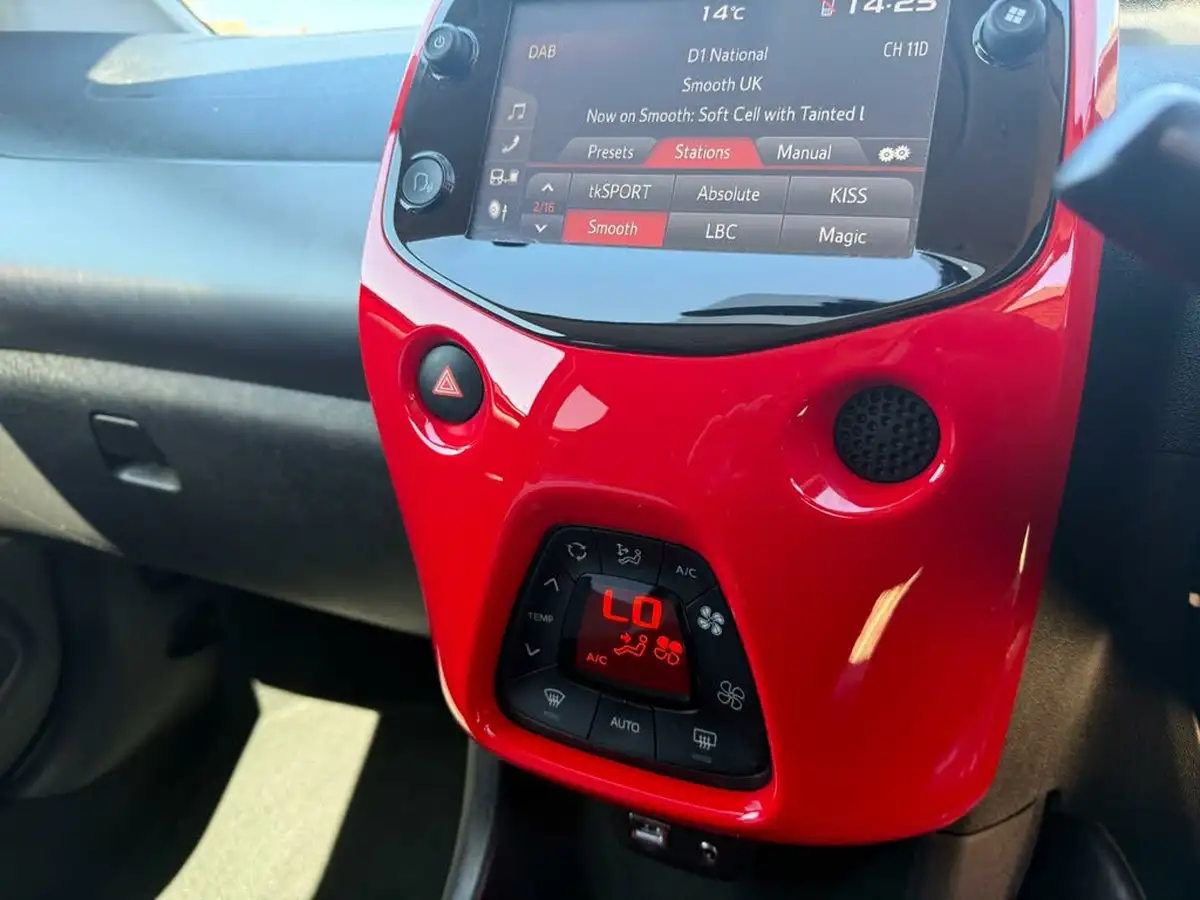 2019-toyota-aygo-10-vvt-i-x-trend-big-35