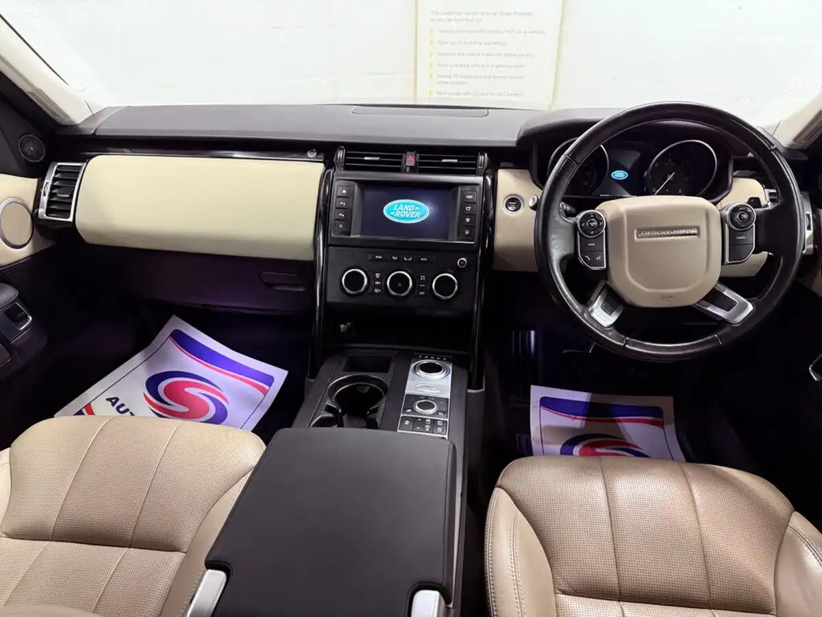 2017-land-rover-discovery-20sd4-se-240ps-awd-station-wagon-5d-auto-big-13
