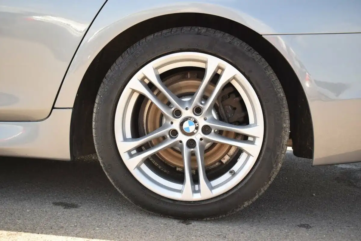 2016-bmw-5-series-20td-520d-m-sport-188bhp-saloon-4d-auto-big-14