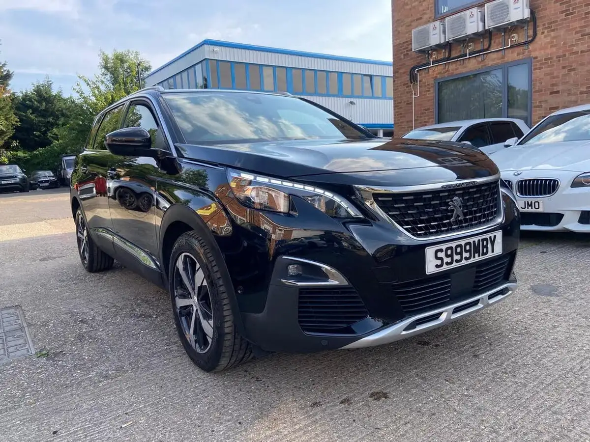 2018-peugeot-5008-suv-16-bluehdi-gt-line-eat6-big-45