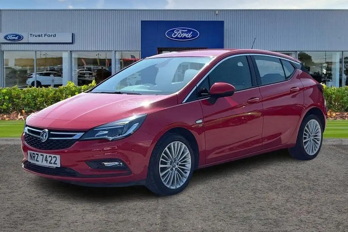2017-vauxhall-astra-16cdti-elite-110ps-hatchback-big-4