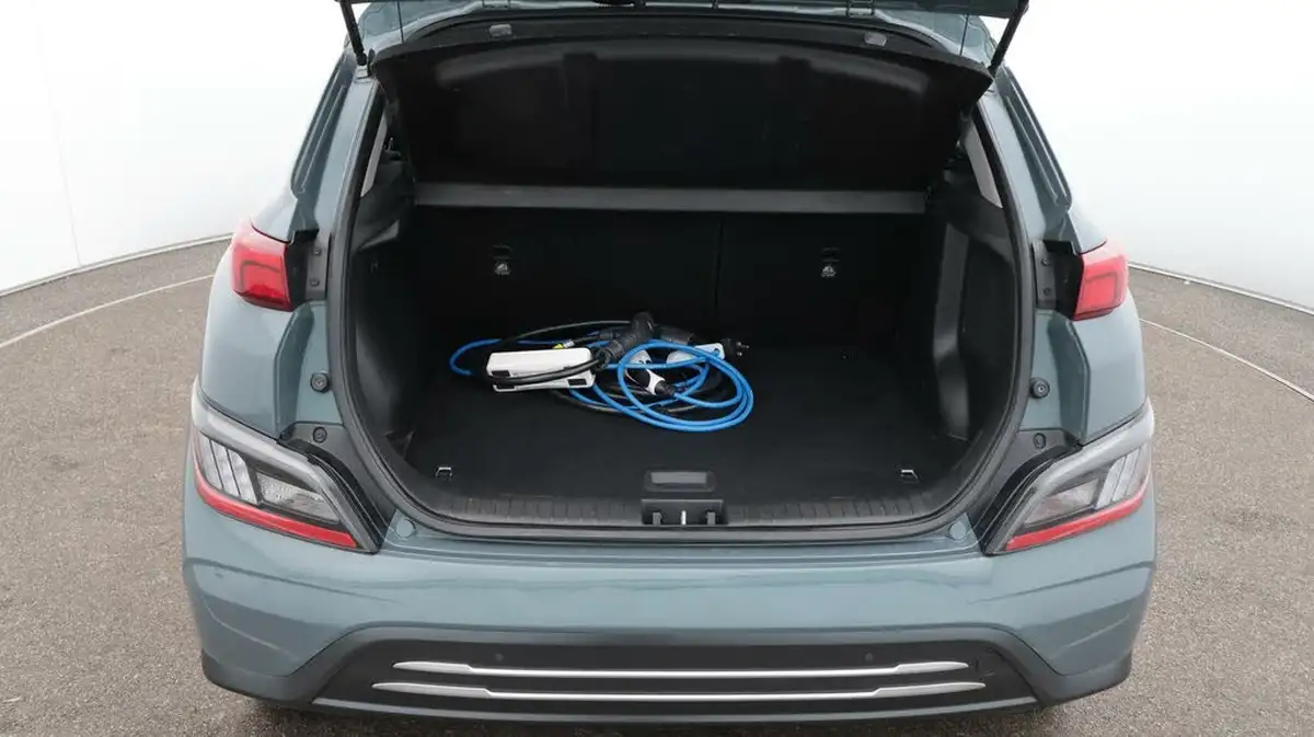2022-hyundai-kona-e-premium-204ps-64kwh-7kw-obc-big-17