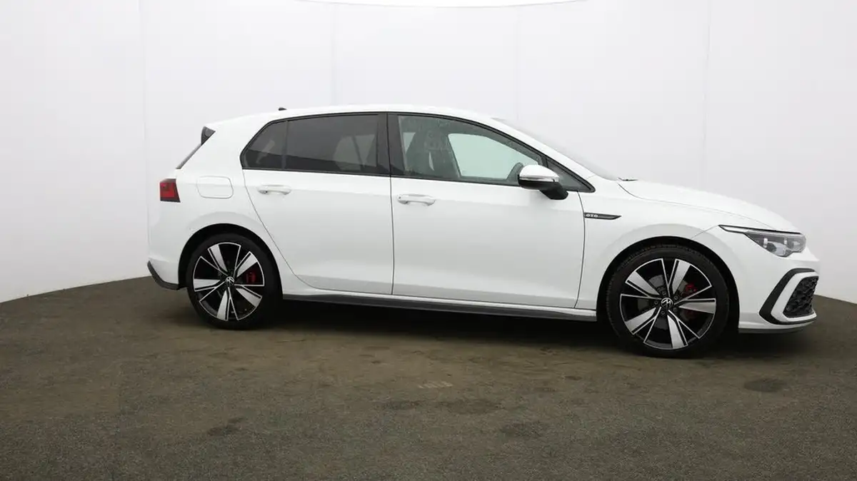 2023-volkswagen-golf-20tdi-gtd-big-43