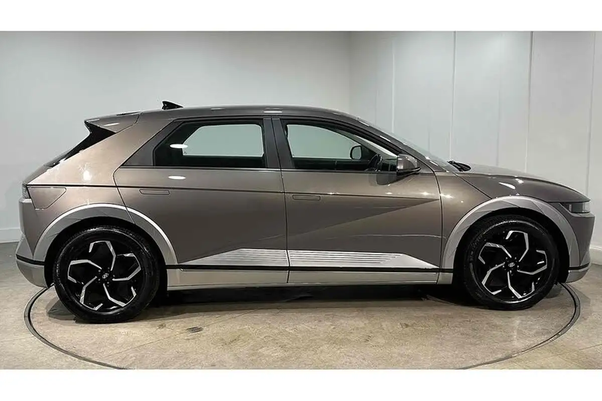 2022-hyundai-ioniq-5-e-premium-217ps-73kwh-rwd-big-4