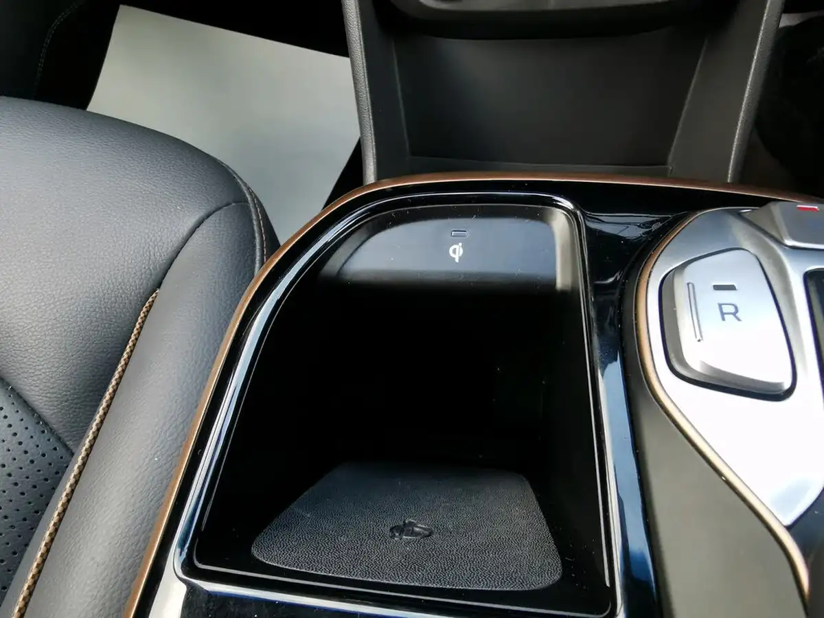 2019-hyundai-ioniq-e-premium-se-electric-88kw-big-29