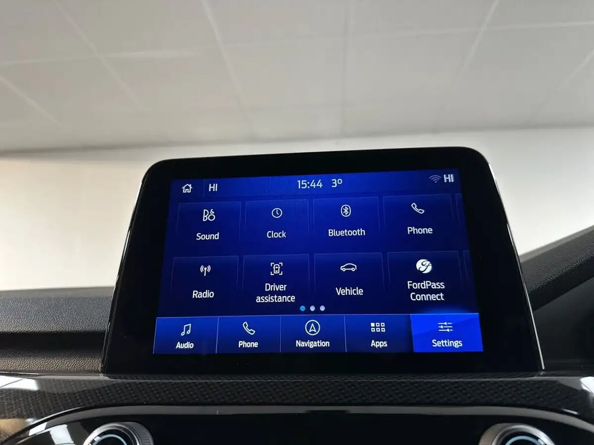 2022-ford-kuga-big-21