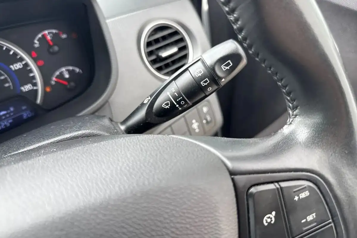2018-hyundai-i10-10-premium-66ps-big-59