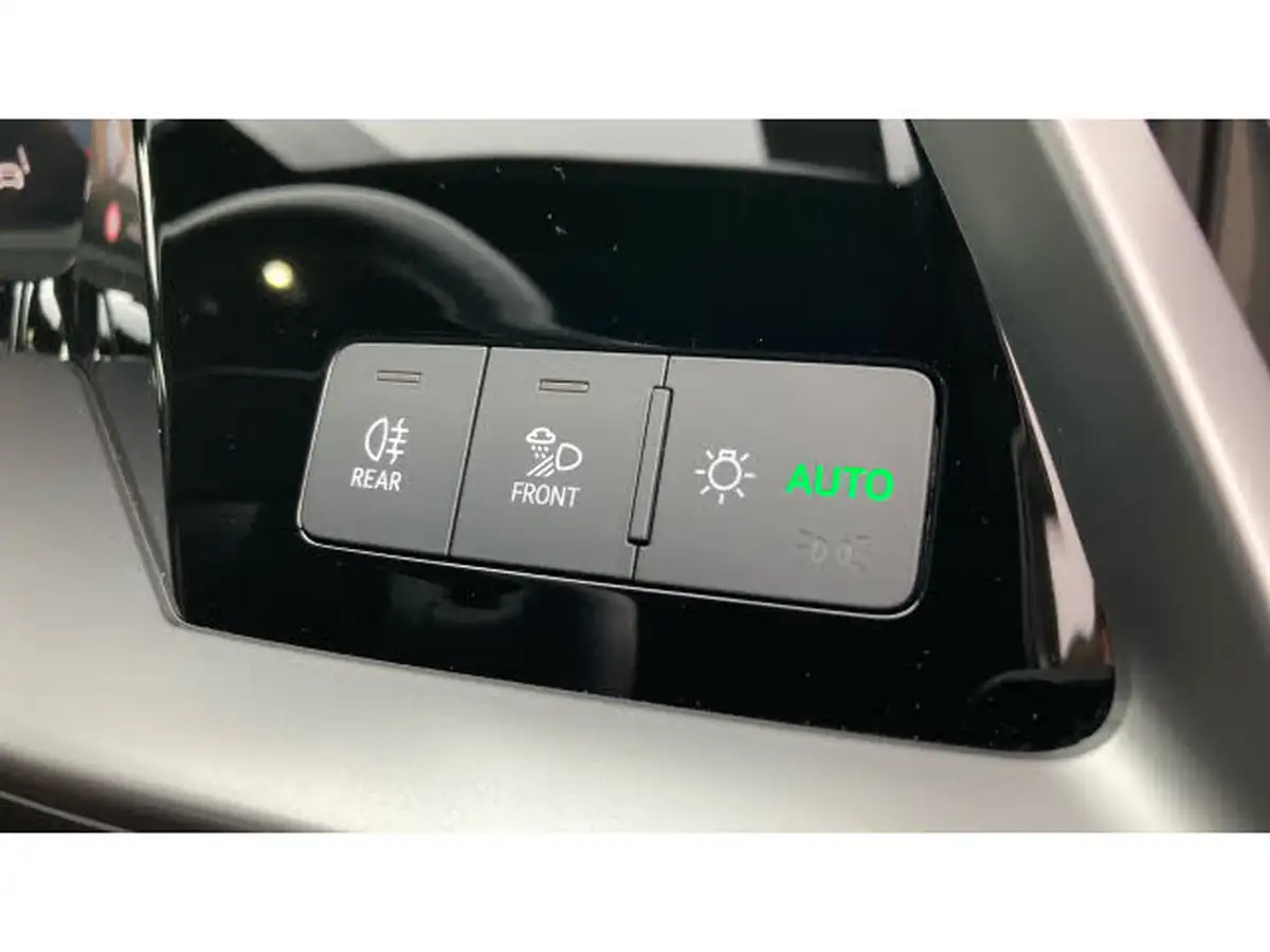 2023-audi-s3-20-tfsi-black-edition-sportback-5d-big-43