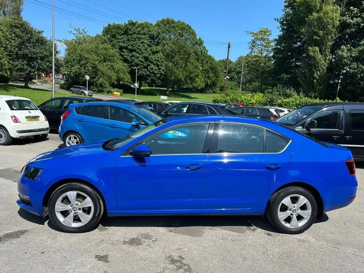 2018-skoda-octavia-10-tsi-se-technology-hatchback-big-5